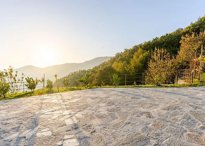 Cozy Pool-side House With Sea View *