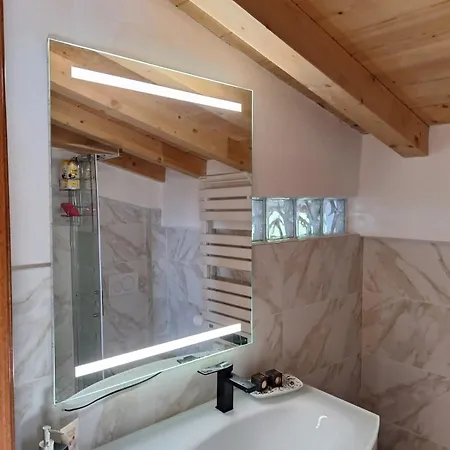 Cozy Pool-side House With Sea View * 라팔로